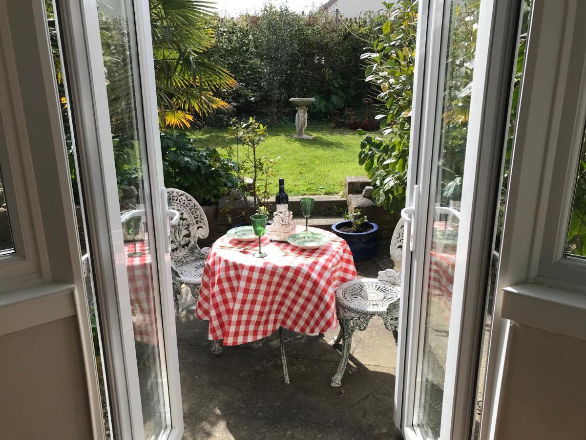 Pretty Victorian Garden Flat Apartment Radipole Bagian luar foto